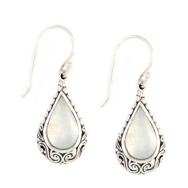 Anting Perak Shell Bun Tetes E817