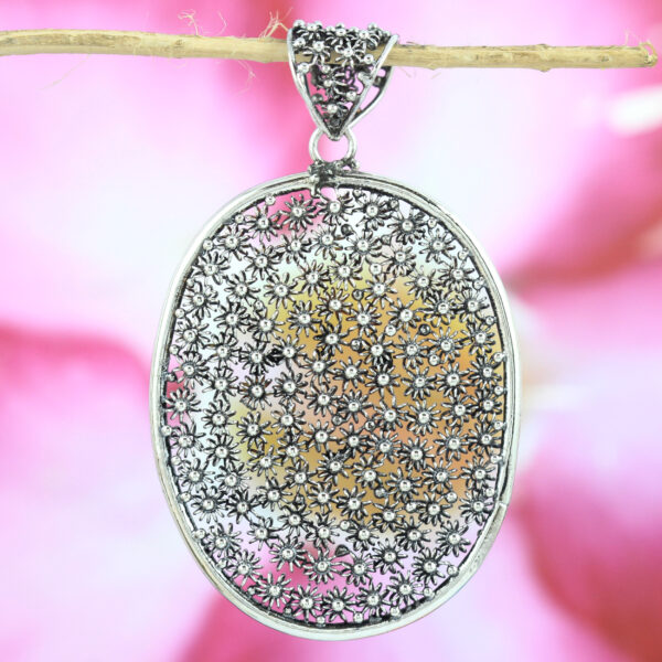 Liontin Perak Bun Paye Oval P497