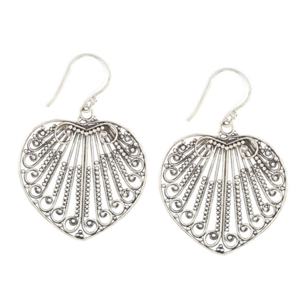 Anting Perak Bun Kerawang Love E779