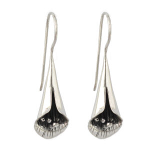 Anting Perak Calla Lily E475 - Gambar 1