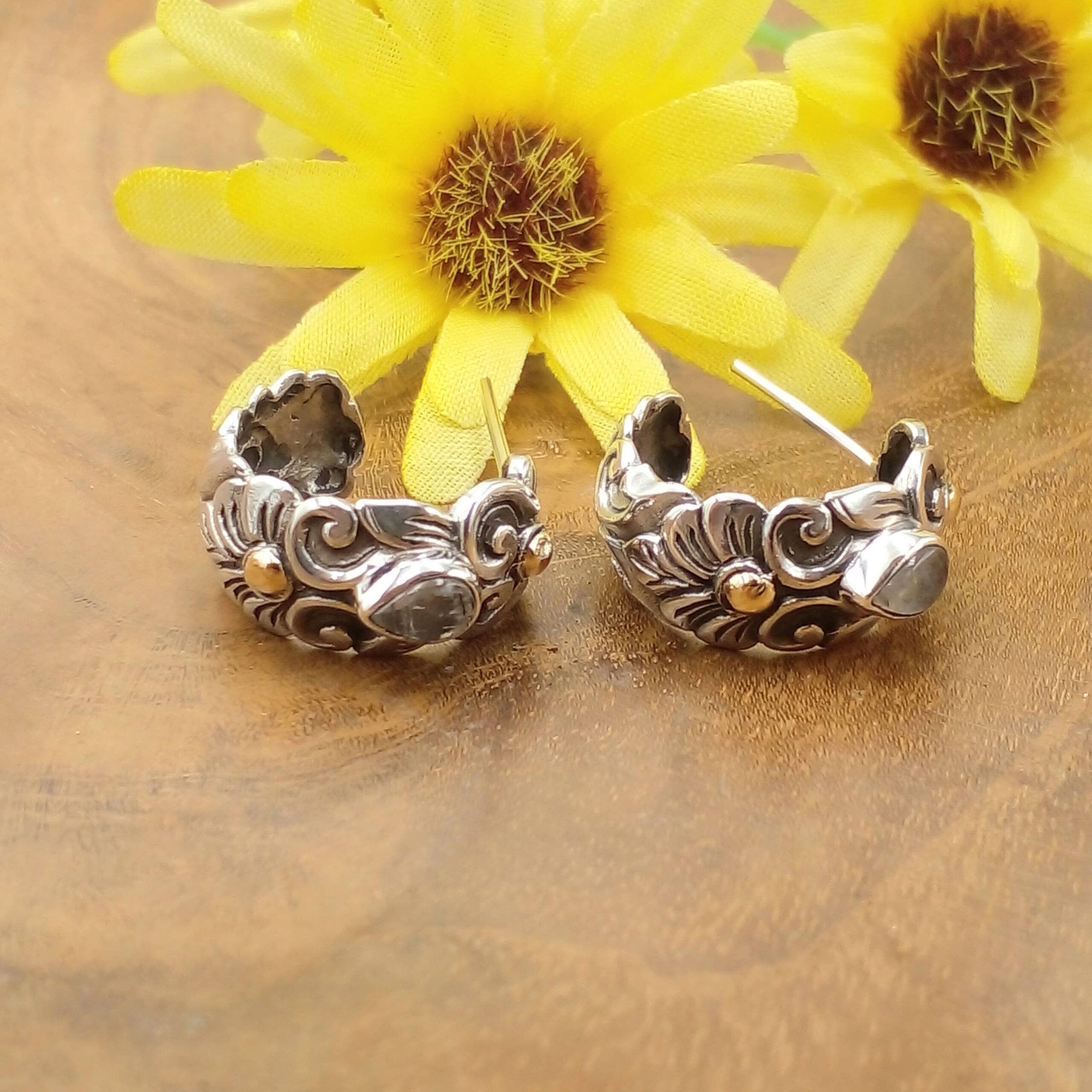 Anting Tusuk Perak Bali