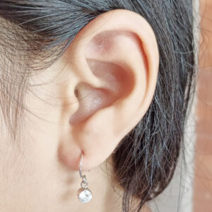 Anting Perak Kecil Permata Zirconia Bulat E1136 - Gambar 3