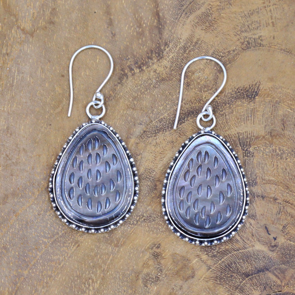 Anting Perak Kerang Tetes Unik E1607 - Gambar 4