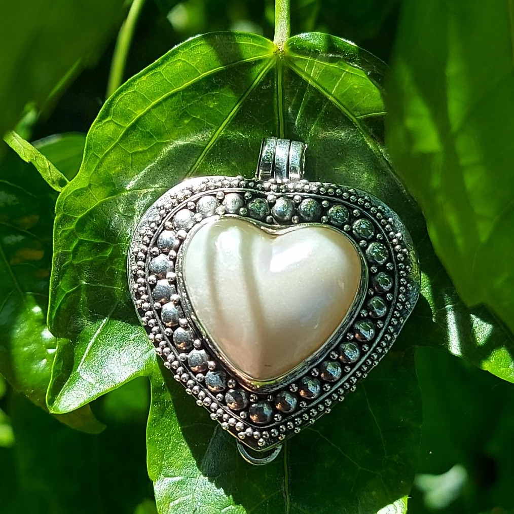 Liontin Love Perak dengan Mutiara Mabe P796 - Gambar 3
