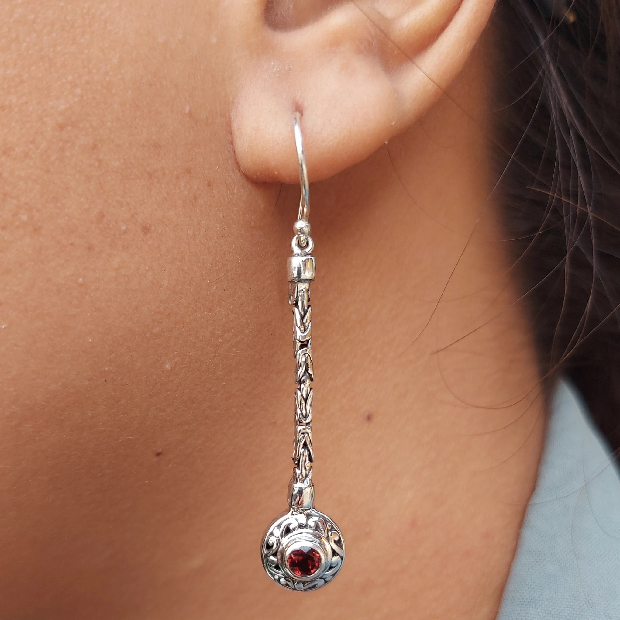 Anting Gantung Wanita Motif Rantai dengan Permata E1670 - Gambar 4